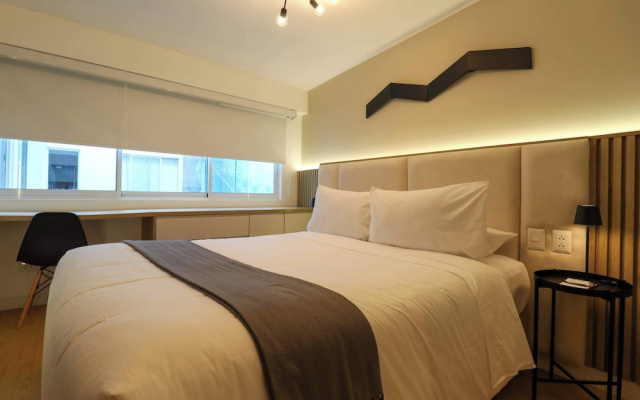 w Deluxe 1BR Duplex in the Heart of Barranco