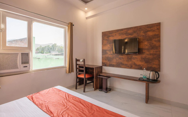 Hotel Ayu Suites