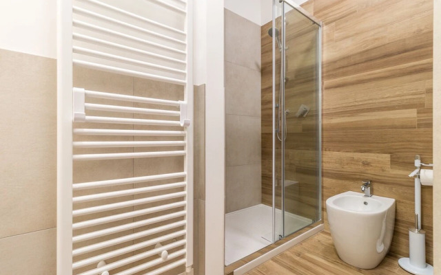 The Love Hut by Santa Lucia Station