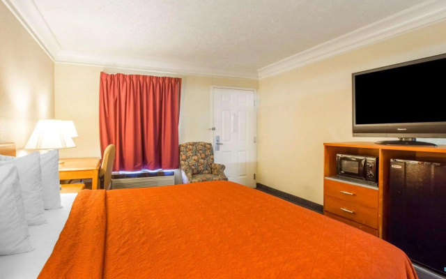 Quality Inn Dalton Central