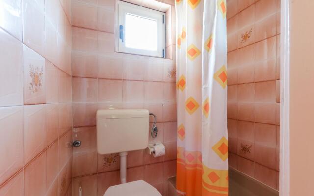 Apartments Anica F in Lopar - island Rab