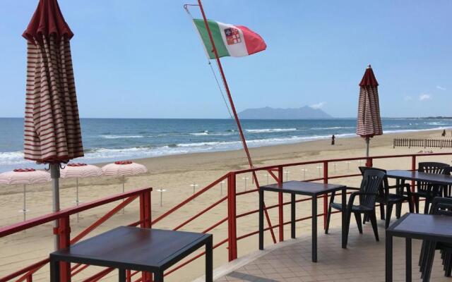 Beach Holiday (near Rome and Napoli)