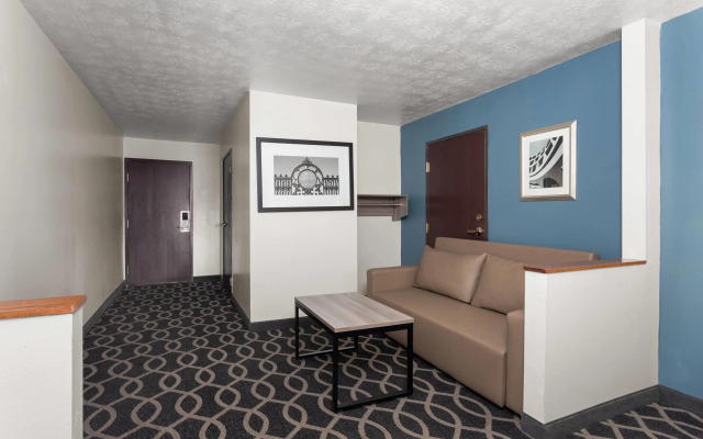 Baymont by Wyndham Piqua