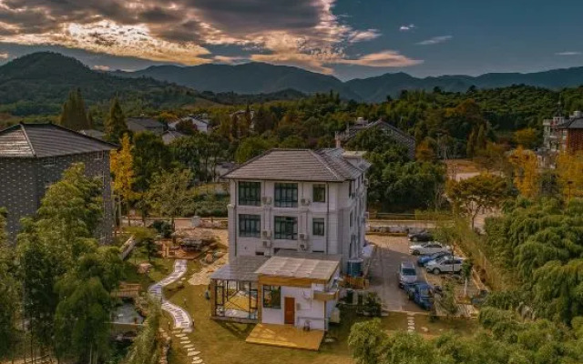 Moshanghuakai Boutique Guesthouse