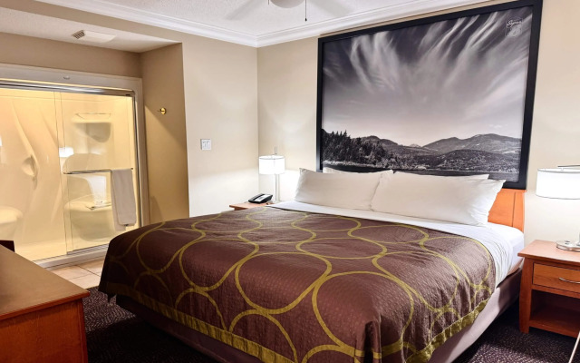 Super 8 by Wyndham Castlegar BC