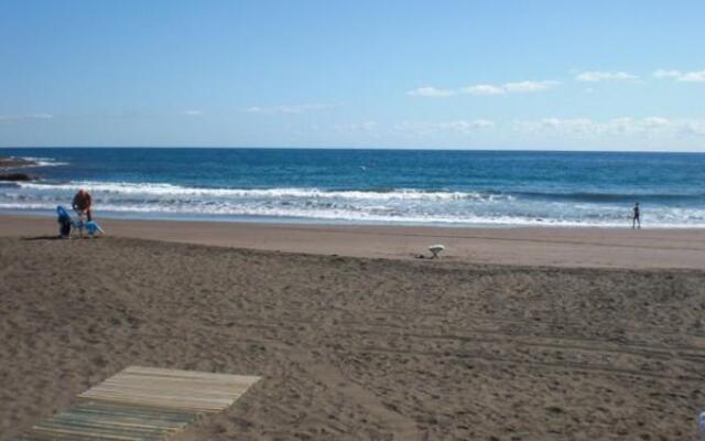 Salinetas Blue Surf House