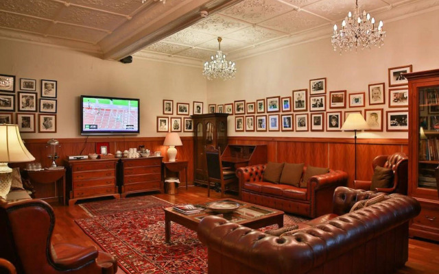 Manor Boutique Hotel