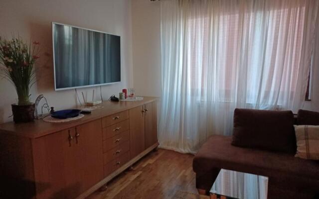 Walk Apartment