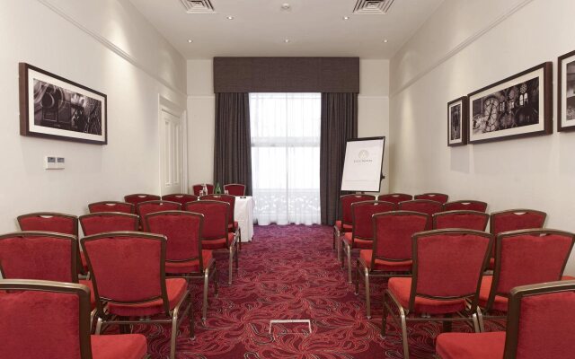 The Clermont London, Victoria