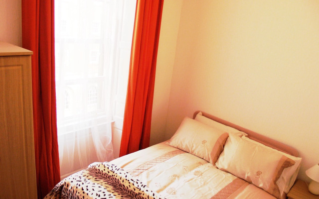 Niddry Street Apartments