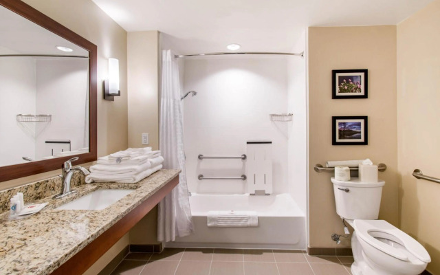 Comfort Suites Denver near Anschutz Medical Campus