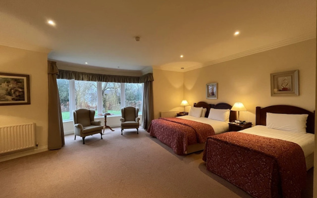 Loch Lein Country House