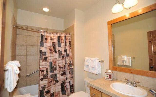 120 Rachel Lane Private Home with Hot Tub