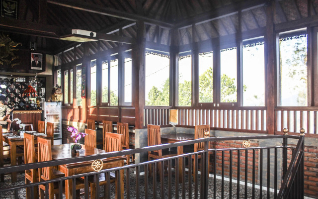 The GARUDA villa & Restaurant