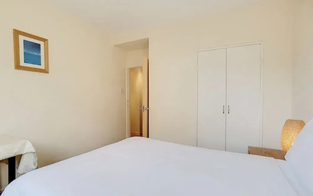 Very Central 2BR Kings Cross Apartment!