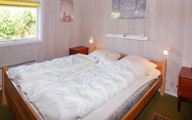 Lovely Holiday Home in Hemmet Near Sea