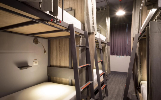 Taipei Travelers International Hostel