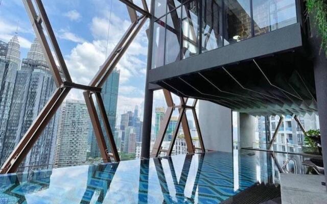 Luxurious Suites in Kl Centre