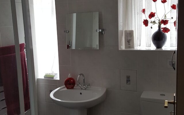Mayfair Guest House