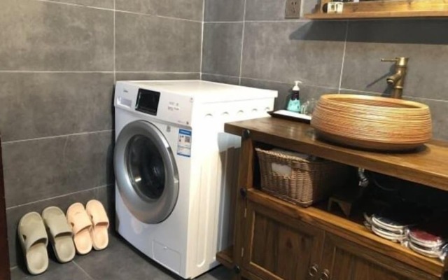 Zhuozheng Xiangshu Inn