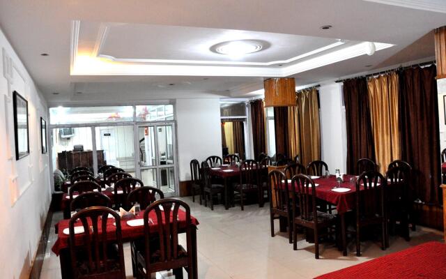 hotel triund