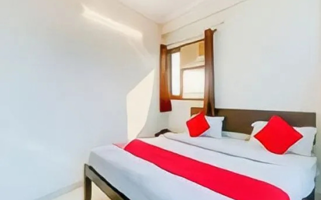 Hotel Amaira by OYO Rooms