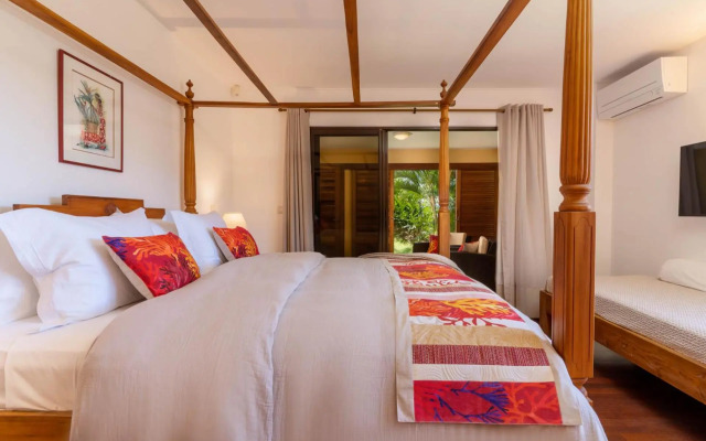 Magnificent 5 Br Villa with pool: amazing views