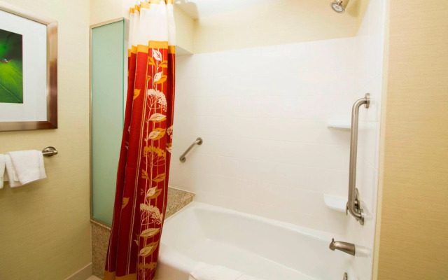 Courtyard by Marriott Warner Robins