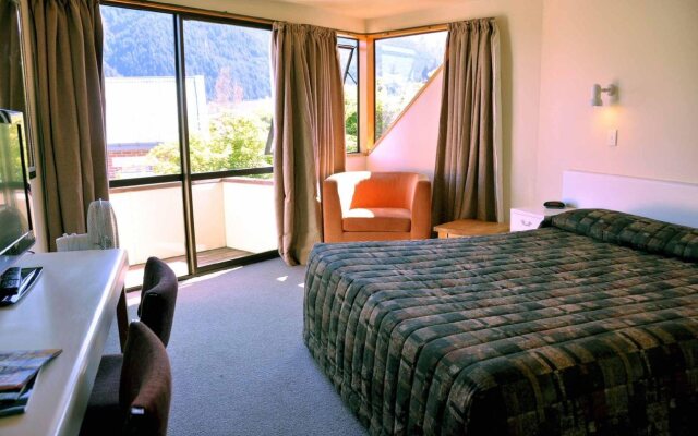 Melbourne Lodge