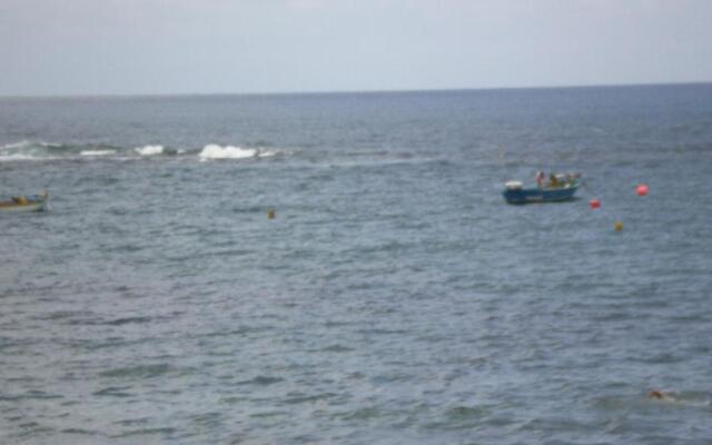 A 1 minuto de Las Canteras