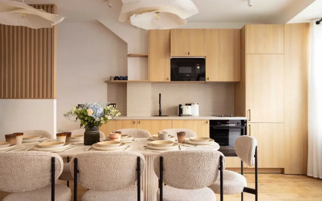 Luxury House With AC - 6bd/12p - Batignolles