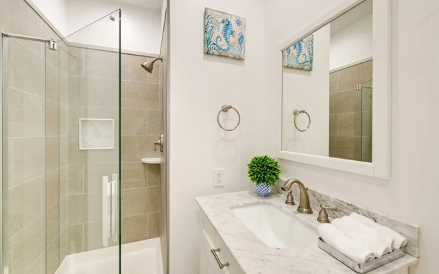 Pet-friendly Southampton Paradise With Pool!