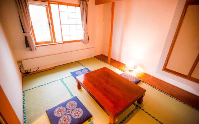 Rusutsu Lodges Pension Lilla Huset