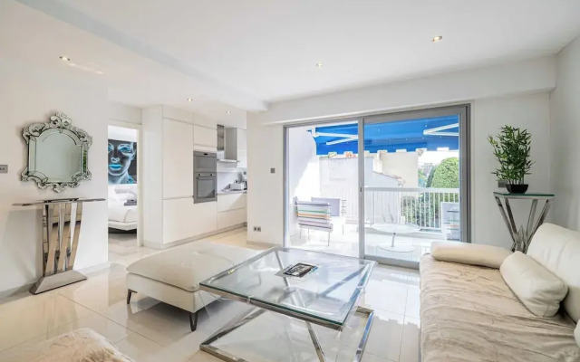 Beautiful 2P Apartment With Sunny Terrace
