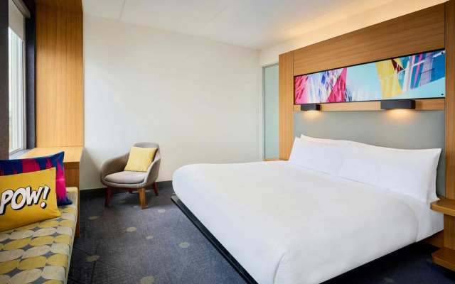 Aloft Vaughan Mills