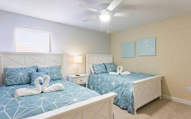 Paradise Palms 2934