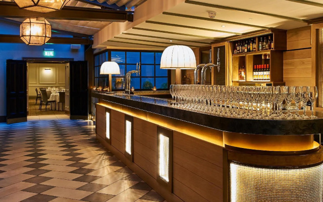 Kimpton Charlotte Square by IHG