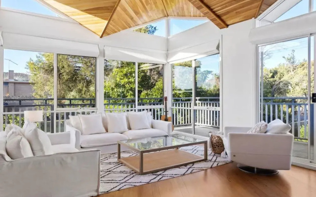 Blairgowrie Beachside Retreat Solar Heated Pool