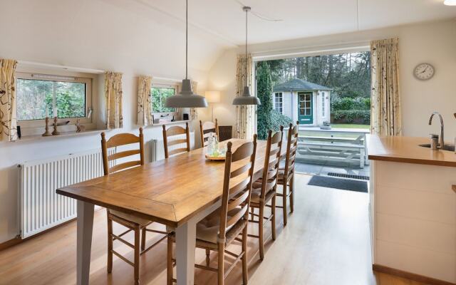 Romantic Villa With a Dishwasher, Near a National Park