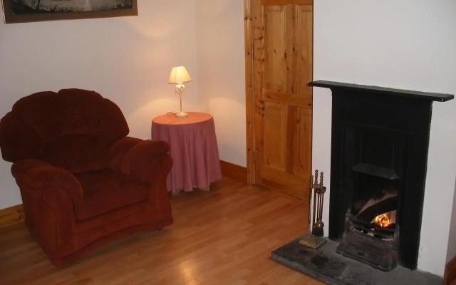 Mountshannon cottage