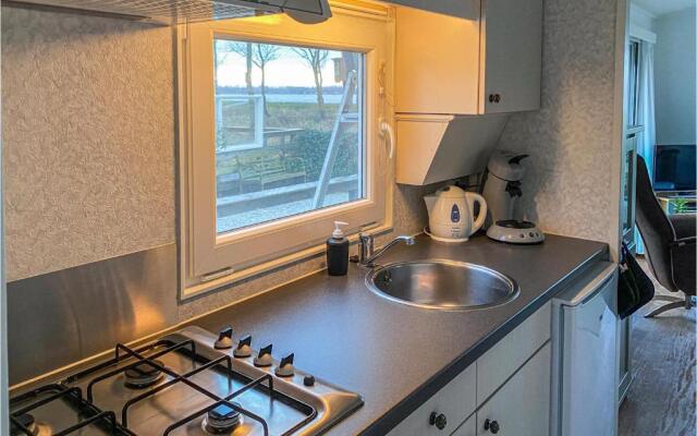 Nice Home in Lauwersoog With 2 Bedrooms and Wifi