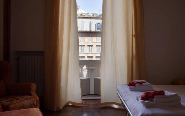 Lh Royal Suites