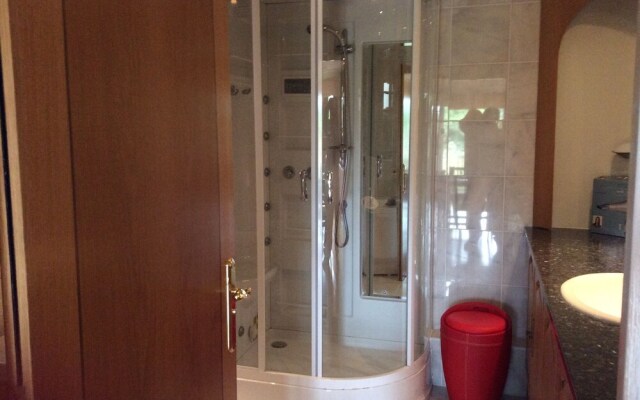 Luxury Apartment Lily Suite