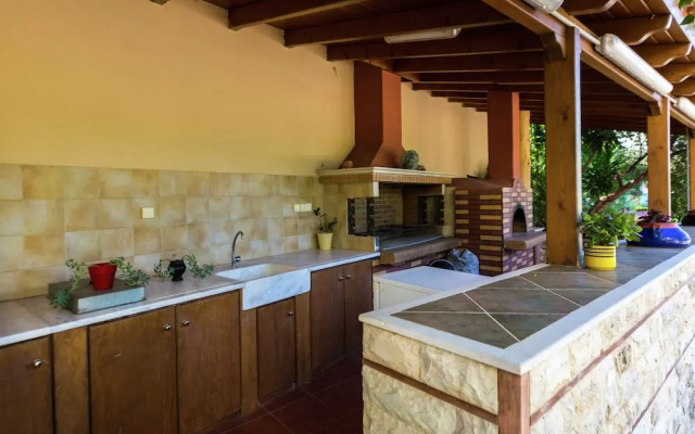 Spacious Apartment in Prines near Sea