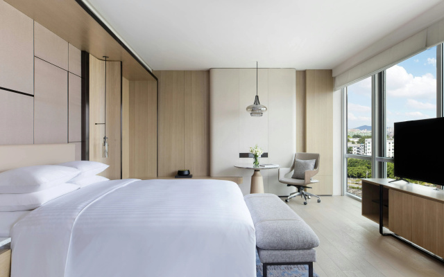 Courtyard by Marriott Shenzhen Northwest – Guest Rooms – Shenzhen