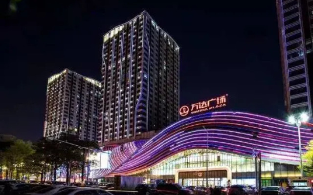 Yunlai Inn (Guangzhou Luogang Wanda Plaza Suyuan Metro Station)