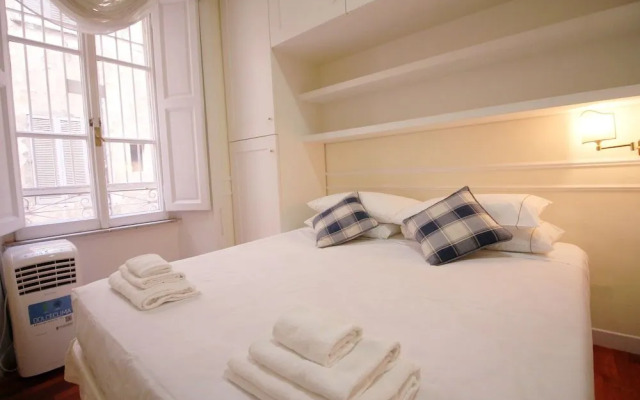 Prestigious Family Apt near St. Peter