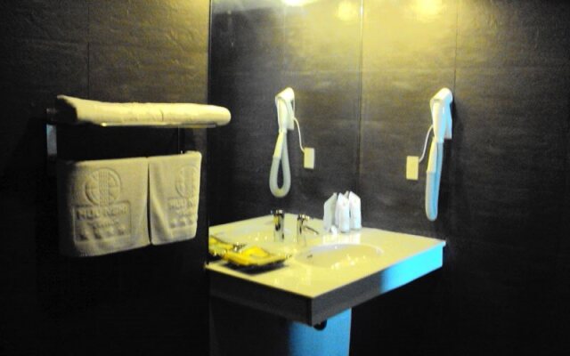 Huu Nghi Hotel