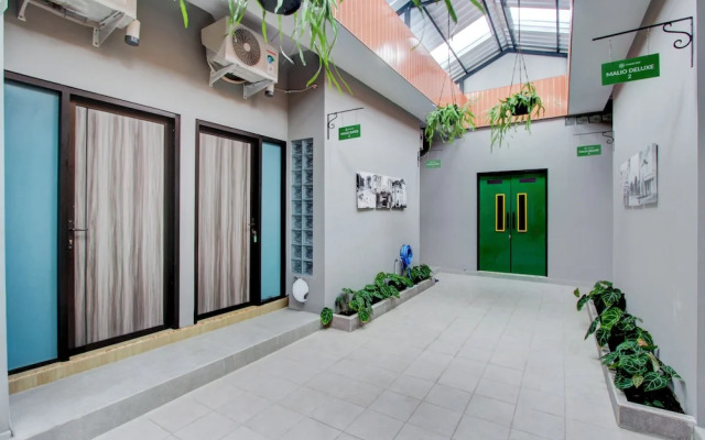 OYO 94620 Malio Inn
