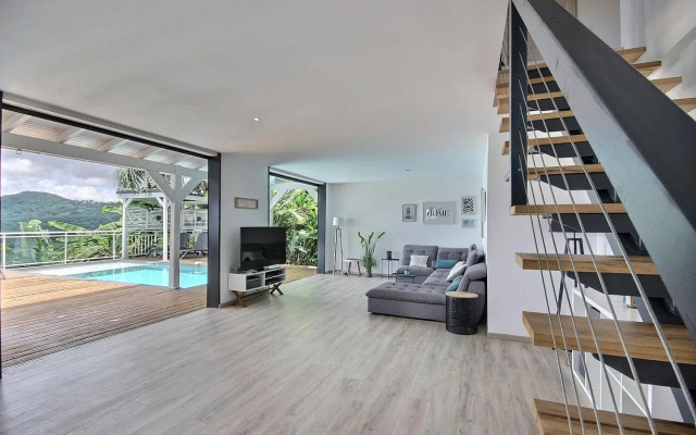 Villa Lanati, 4 ch avec piscine & vue campagne